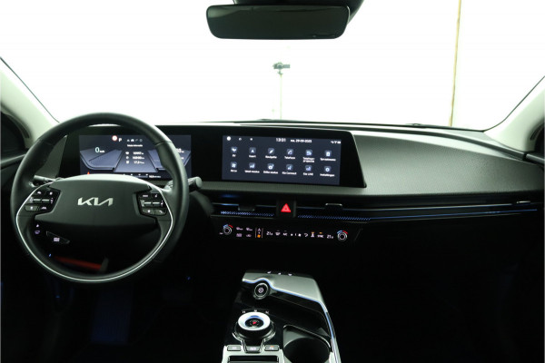 Kia Ev6 Edition Advanced 77.4 kWh Automaat SOH 98,6% - Matrix LED Koplampen - Kunst Lederen Bekleding - Adaptief Cruise Control - Climate Control - Fabrieksgarantie Tot 2031