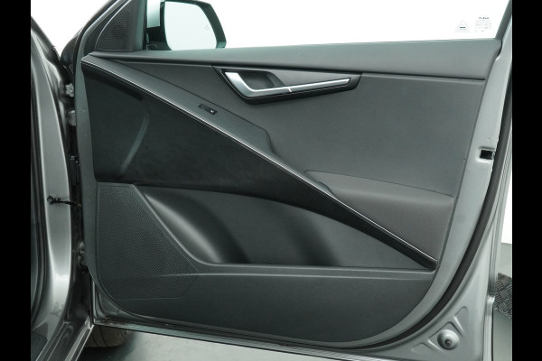 Kia Niro EV DynamicPlusLine 64.8 kWh Automaat SOH 98,8% - Navigatie - Stoel/Stuurverwarming - Adaptief Cruise Control - Schuif/Kanteldak - Fabrieksgarantie Tot 2031