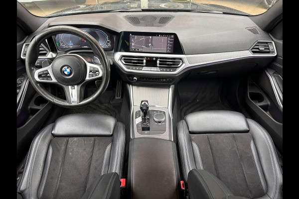 BMW 3-serie 330e | Trekhaak wegklapbaar | Nieuwe banden | Climate  | CC | Leder Stof |
