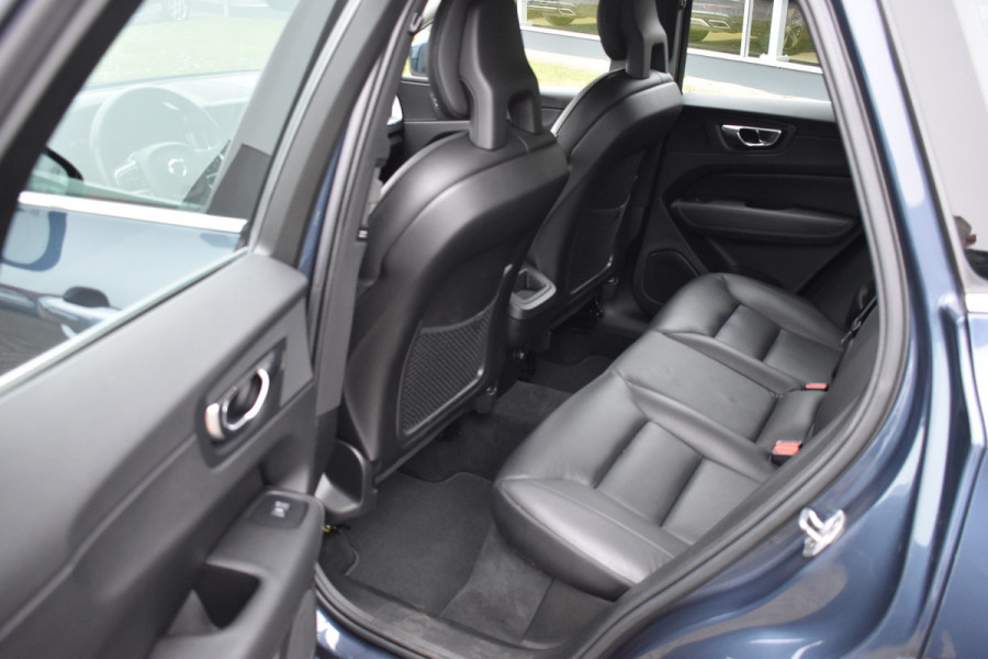 Volvo XC60 T5 AWD 250PK Automaat Momentum | Trekhaak | Leder | Stoelverwarming | Elektr. Stoel