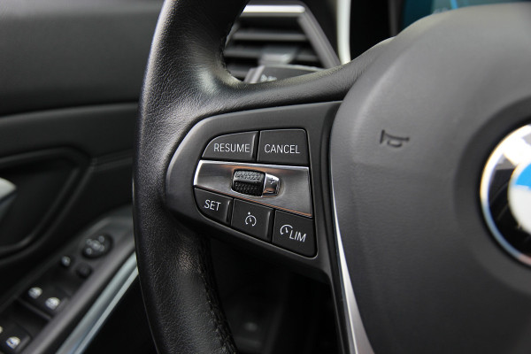 BMW 3 Serie Touring 330e Sportline | Shadow | 19 | Live cockpit