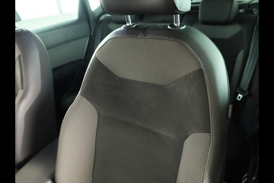 Seat Ateca 1.4 EcoTSI FR Business Intense 150pk Automaat | Navigatie | Parkeercamera | Verwarmbare