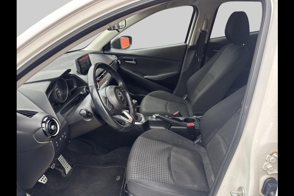 Mazda 2 1.5 Skyactiv-G Sport Selected | All Season banden | Camera