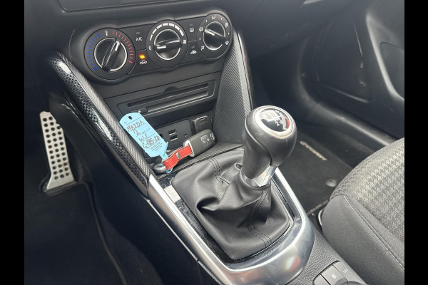 Mazda 2 1.5 Skyactiv-G Sport Selected | All Season banden | Camera