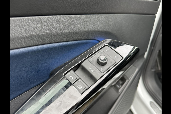 Volkswagen ID.4 GTX Advantage 4Motion 77 kWh 300PK | SOH 90% | WARMTEPOMP | 20 INCH | TREKHAK ELEKTRISCH UITKLAPBAAR | ACC CRUISE CONTROLE | STOEL + STUURWIELVERWARMING | MATRIX-LED-KOPLAMP (IQ.LIGHT) | RIJKLAAR GELEVERD MET 12 MND BOVAG GARANTIE