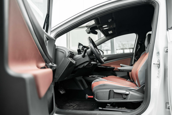 Volkswagen ID.4 First 77kWh | Trekhaak | Stoelverwarming | Camera