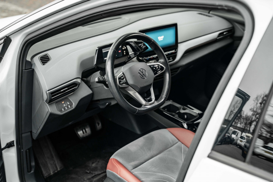 Volkswagen ID.4 First 77kWh | Trekhaak | Stoelverwarming | Camera