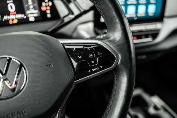 Volkswagen ID.4 First 77kWh | Trekhaak | Stoelverwarming | Camera