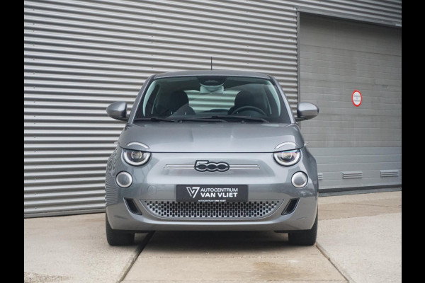 Fiat 500E Business Launch Edition 42 kWh Camera | All-season | Business Pack