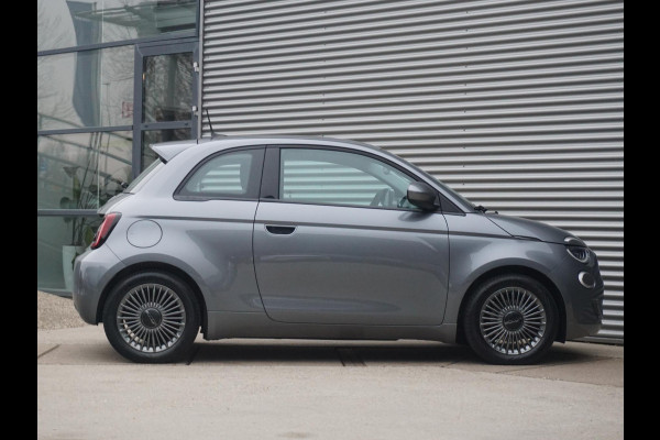 Fiat 500E Business Launch Edition 42 kWh Camera | All-season | Business Pack