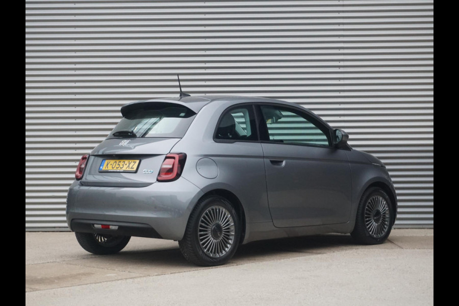 Fiat 500E Business Launch Edition 42 kWh Camera | All-season | Business Pack