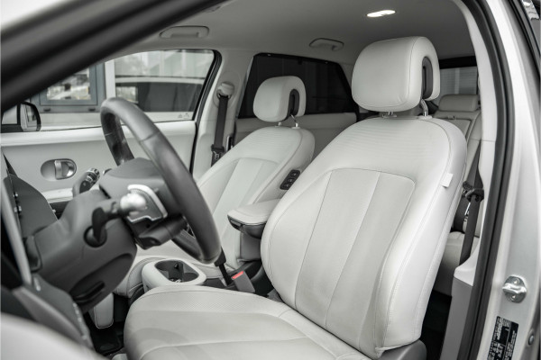 Hyundai IONIQ 5 Lounge 73kWh | Relax Pakket | Trekhaak | 20"LMV | Matte lak
