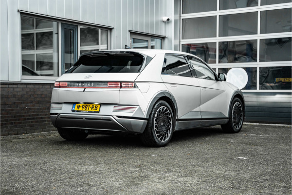 Hyundai IONIQ 5 Lounge 73kWh | Relax Pakket | Trekhaak | 20"LMV | Matte lak