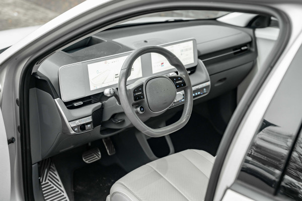 Hyundai IONIQ 5 Lounge 73kWh | Relax Pakket | Trekhaak | 20"LMV | Matte lak