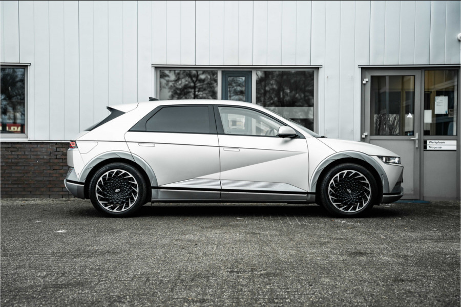 Hyundai IONIQ 5 Lounge 73kWh | Relax Pakket | Trekhaak | 20"LMV | Matte lak