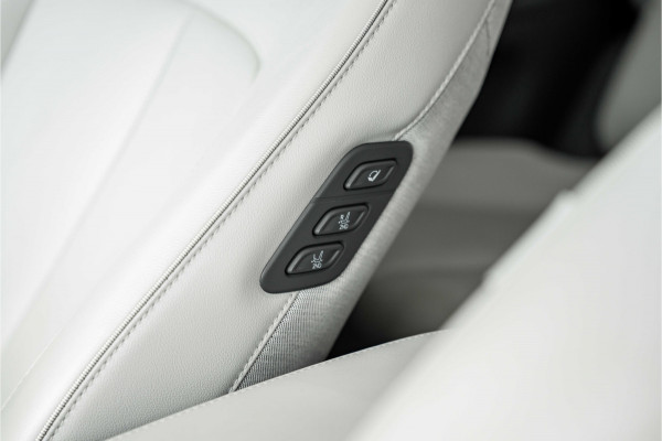 Hyundai IONIQ 5 Lounge 73kWh | Relax Pakket | Trekhaak | 20"LMV | Matte lak