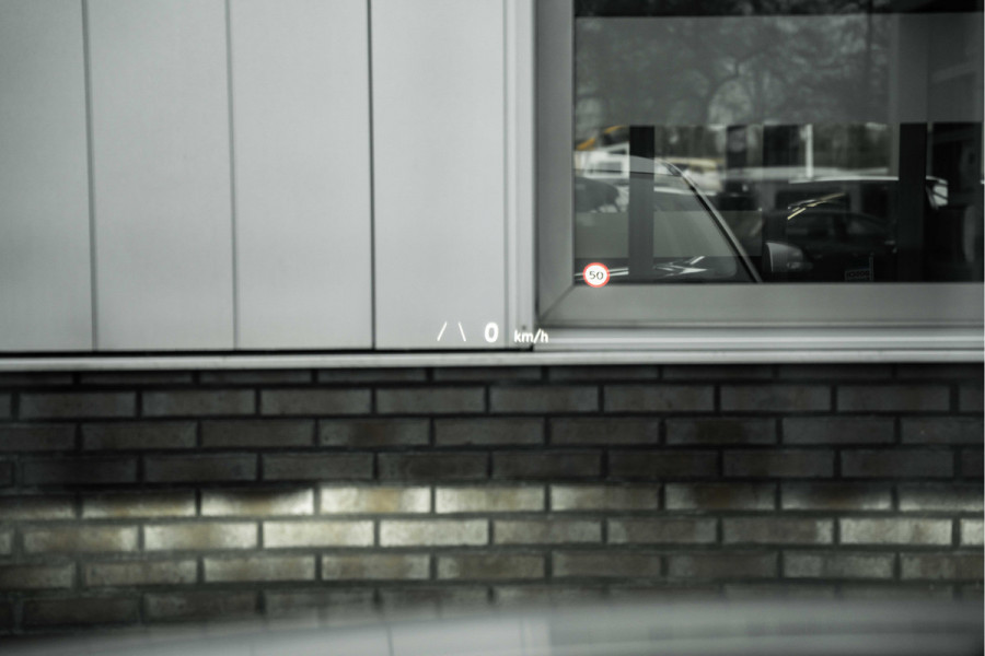 Hyundai IONIQ 5 Lounge 73kWh | Relax Pakket | Trekhaak | 20"LMV | Matte lak