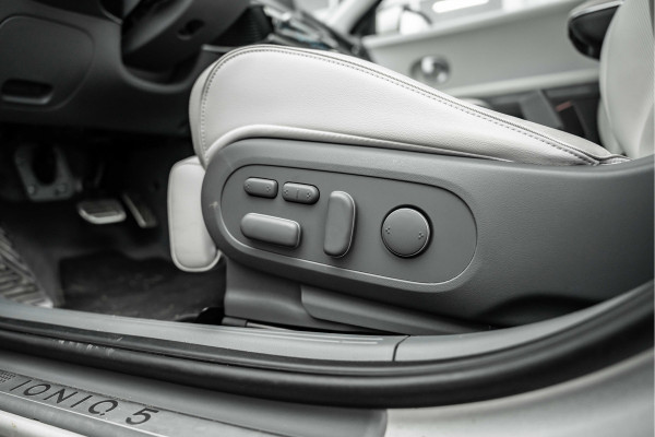 Hyundai IONIQ 5 Lounge 73kWh | Relax Pakket | Trekhaak | 20"LMV | Matte lak