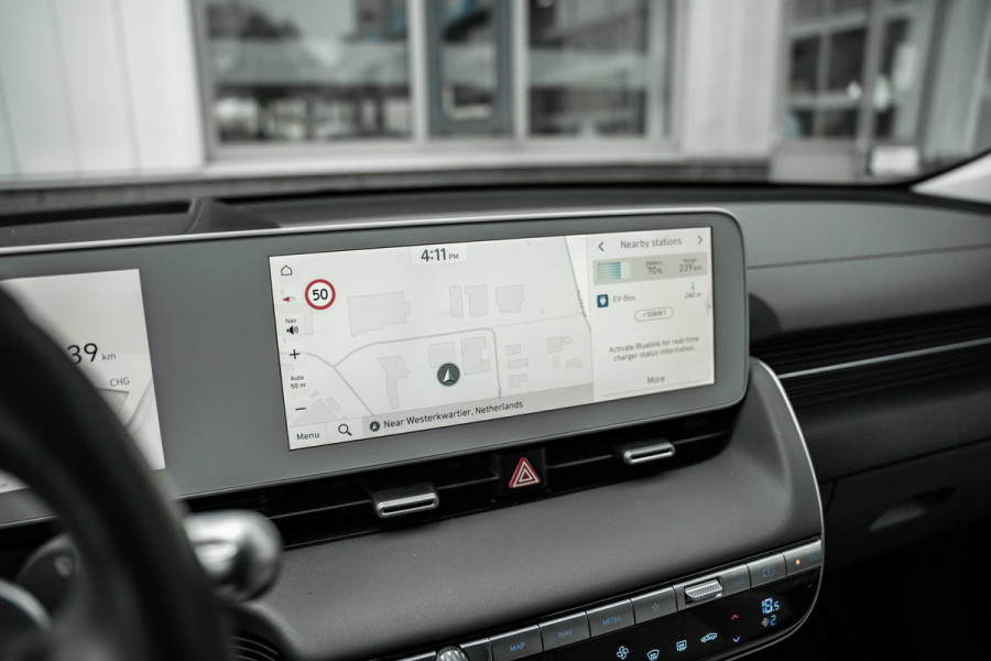 Hyundai IONIQ 5 Lounge 73kWh | Relax Pakket | Trekhaak | 20"LMV | Matte lak