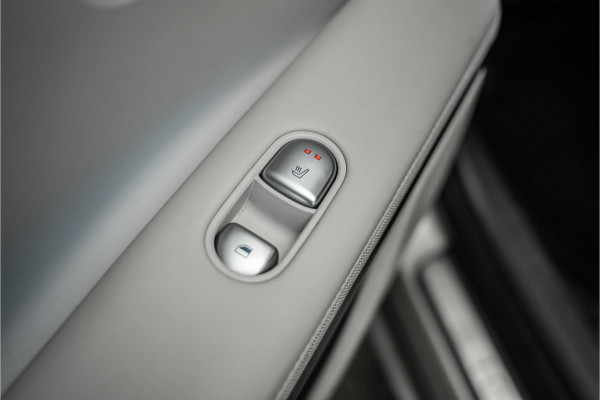 Hyundai IONIQ 5 Lounge 73kWh | Relax Pakket | Trekhaak | 20"LMV | Matte lak