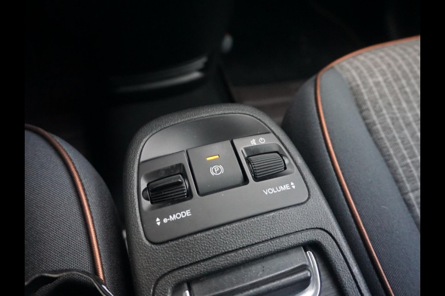 Fiat 500E Business Launch Edition 42 kWh Camera | All-season | Business Pack