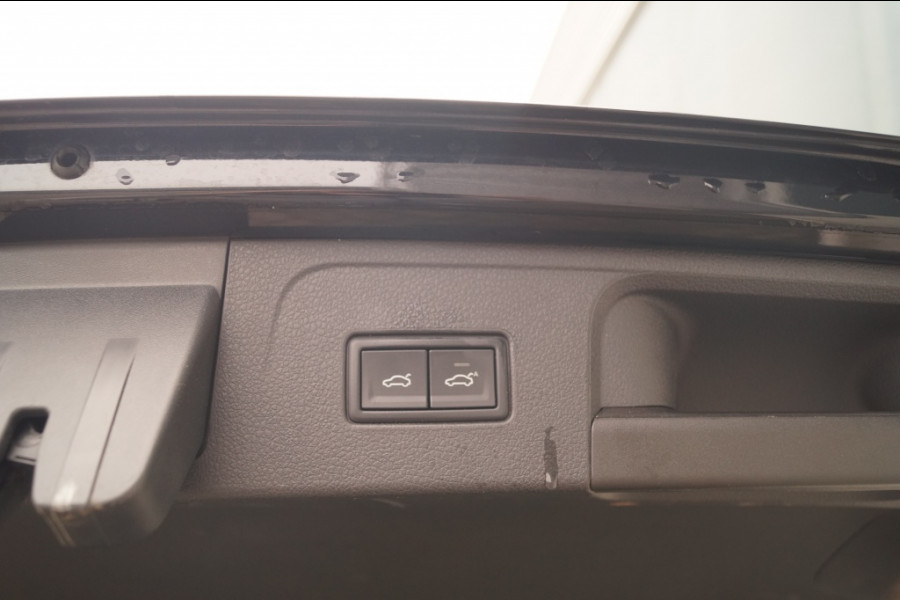 Volkswagen Passat Variant 1.5 TSI 150pk DSG R-Line Business Plus -PANO-