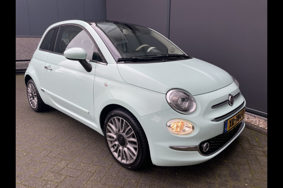 Fiat 500 0.9 TwinAir Turbo Collezione met schuif/kanteldak Airco - Cruise control - parkeersensor achter - Navigatie - Panoramadak - Schuif/kantel dak - Mistlampen voor - Licht metalen velgen 16 inch - Stuur multifunctioneel - Radio - Bluetooth - Sta