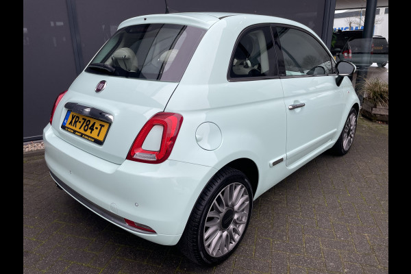 Fiat 500 0.9 TwinAir Turbo Collezione met schuif/kanteldak Airco - Cruise control - parkeersensor achter - Navigatie - Panoramadak - Schuif/kantel dak - Mistlampen voor - Licht metalen velgen 16 inch - Stuur multifunctioneel - Radio - Bluetooth - Sta
