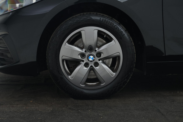 BMW 1-serie 116d High Executive 5 Deurs hb, Navigatie, Climate