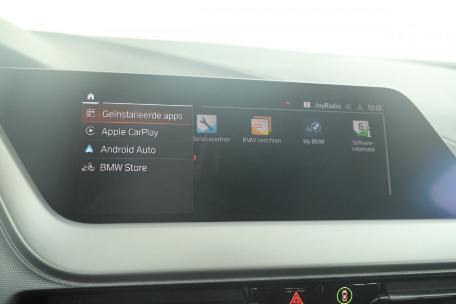 BMW 1-serie 116d High Executive 5 Deurs hb, Navigatie, Climate