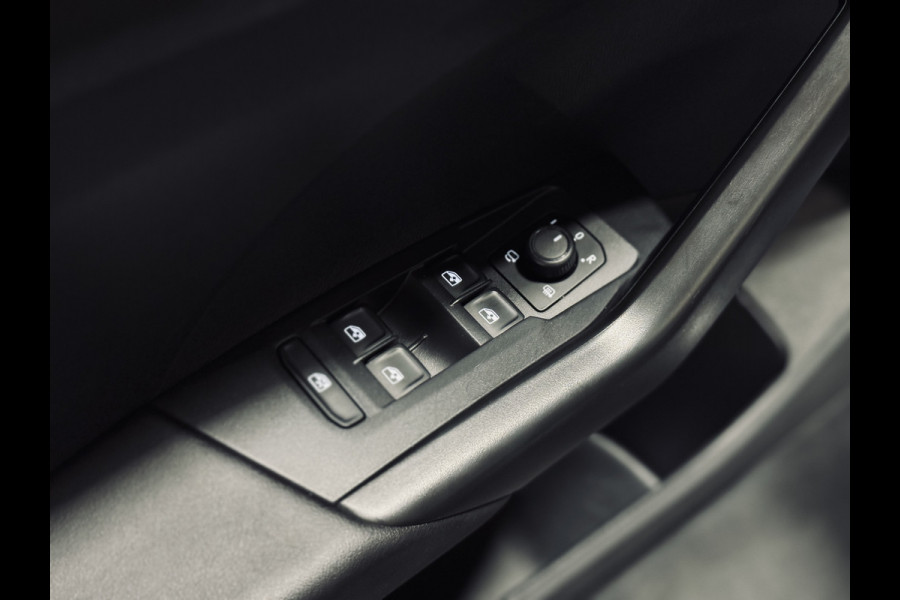 Volkswagen T-Cross 1.0 TSI Life DSG | Stoelverw. | Camera | CarPlay