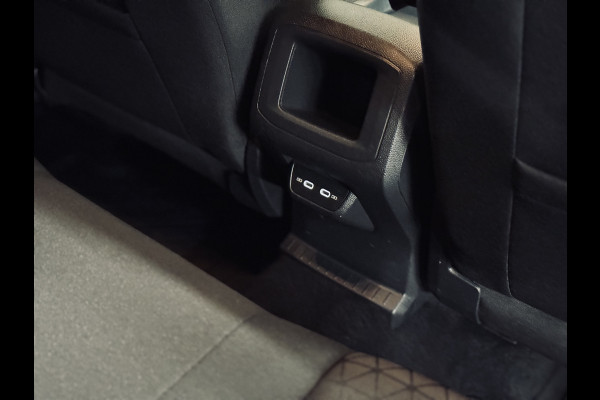 Volkswagen T-Cross 1.0 TSI Life DSG | Stoelverw. | Camera | CarPlay