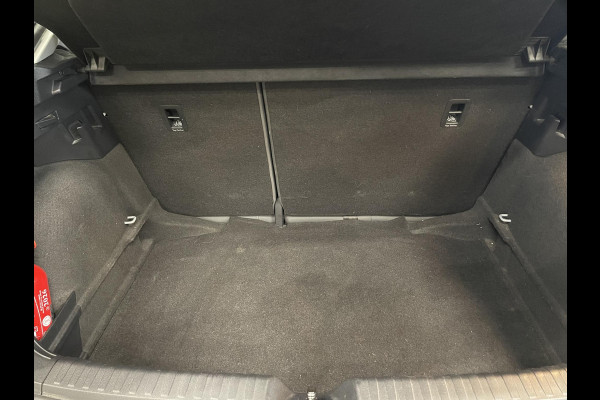 Audi A1 Sportback 35 TFSI 150pk S-tronic Navigatie Apple Carplay/Android Auto Parkeersensoren Virtual Cockpit Lichtmetalen velgen Airco