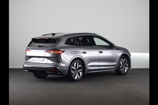 Škoda Enyaq 60 Sportline 204pk | Panoramadak | Light Band | Head up | Canton Sound | Elek. stoel | Adaptive Cruise | Blind spot