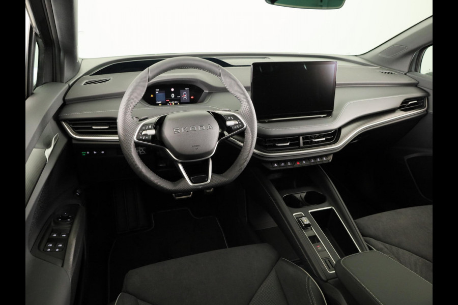 Škoda Enyaq 60 Sportline 204pk | Panoramadak | Light Band | Head up | Canton Sound | Elek. stoel | Adaptive Cruise | Blind spot