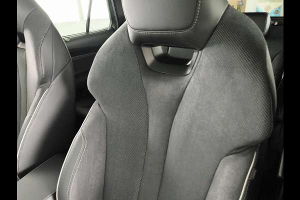 Škoda Enyaq 60 Sportline 204pk | Panoramadak | Light Band | Head up | Canton Sound | Elek. stoel | Adaptive Cruise | Blind spot