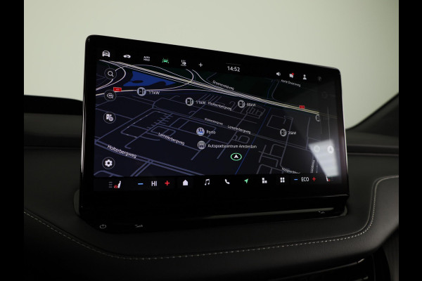 Škoda Enyaq 60 Sportline 204pk | Panoramadak | Light Band | Head up | Canton Sound | Elek. stoel | Adaptive Cruise | Blind spot