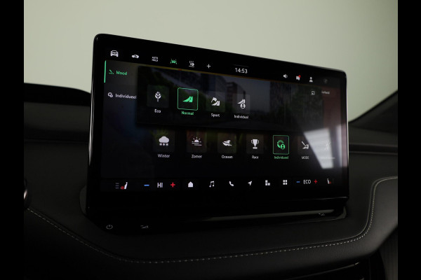 Škoda Enyaq 60 Sportline 204pk | Panoramadak | Light Band | Head up | Canton Sound | Elek. stoel | Adaptive Cruise | Blind spot