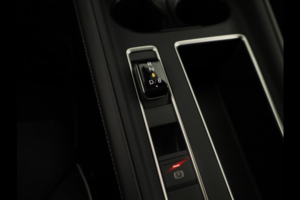 Škoda Enyaq 60 Sportline 204pk | Panoramadak | Light Band | Head up | Canton Sound | Elek. stoel | Adaptive Cruise | Blind spot