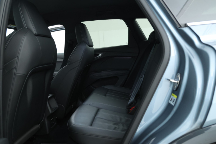 Audi Q4 e-tron 40 S edition 77 kWh Leer, Virtual, Climate, Trekhaak,