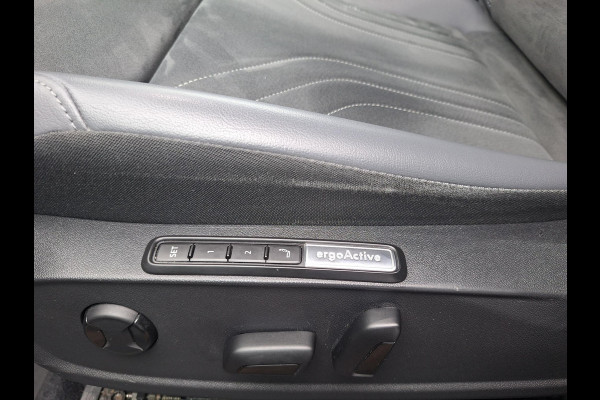 Volkswagen ID.4 Pro 77 kWh | SOH: 90,7% | Style-Pack Interior | Trekhaak | Climate | Adaptive CC | LED | Navi |