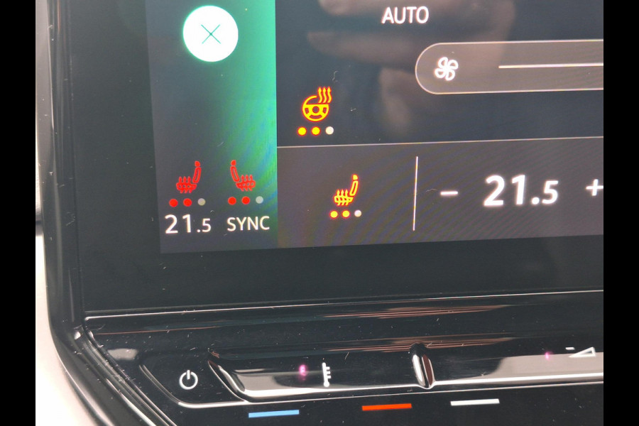 Volkswagen ID.4 Pro 77 kWh | SOH: 90,7% | Style-Pack Interior | Trekhaak | Climate | Adaptive CC | LED | Navi |