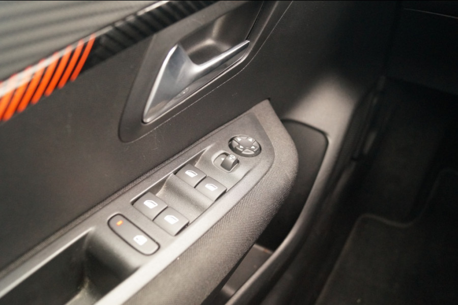 Peugeot 208 1.2 PureTech Active Pack -NAVI-AIRCO-PDC-