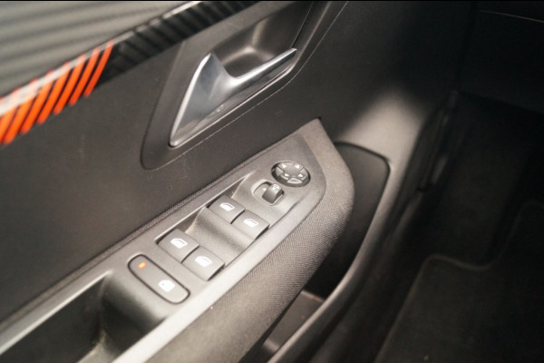Peugeot 208 1.2 PureTech Active Pack -NAVI-AIRCO-PDC-