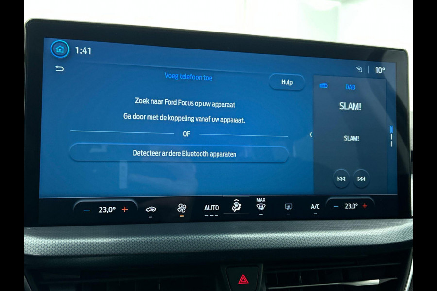 Ford FOCUS Wagon 1.0 EcoBoost Hybrid Active Airco ECC Navi Carplay PDC Voor en achter Full LED 17"LM Velgen Cruise Control