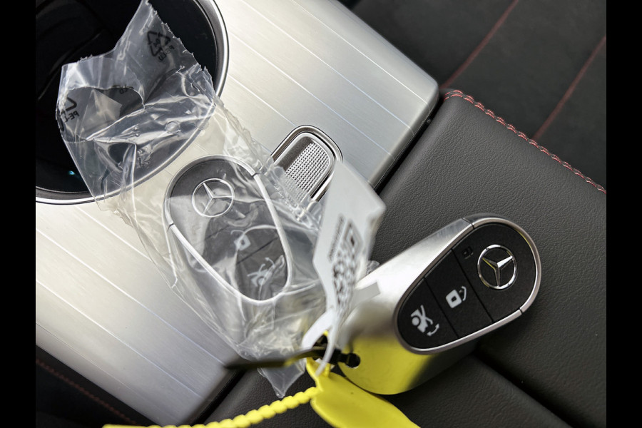 Mercedes-Benz CLA-Klasse 250+ Launch Edition 85 kWh | Trekhaak | Memorypakket voorstoelen | Panoramadak | Warmtepomp | Nightpakket | Multibeam LED | GUARD 360° vehicle protection | 19 inch AMG velgen |