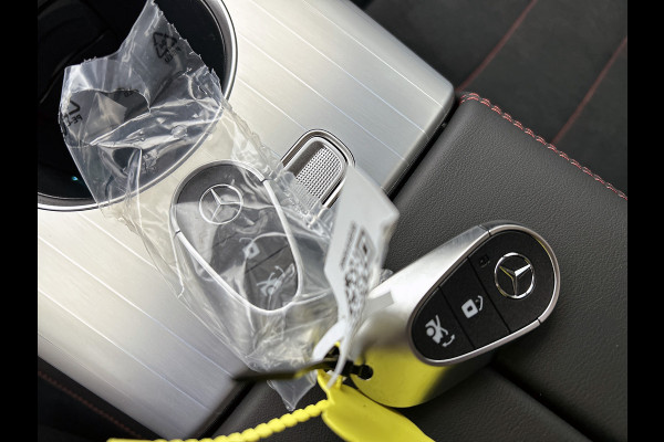 Mercedes-Benz CLA-Klasse 250+ Launch Edition 85 kWh | Trekhaak | Memorypakket voorstoelen | Panoramadak | Warmtepomp | Nightpakket | Multibeam LED | GUARD 360° vehicle protection | 19 inch AMG velgen |