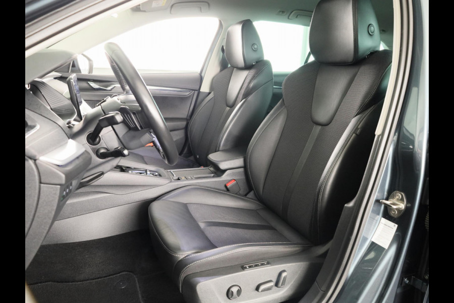 Škoda Octavia Combi 1.4 TSI iV PHEV Business Edition Plus 204pk | Navigatie | Head up Display | ELektrisch verstelbare stoelen met geheugen | Parkeercamera