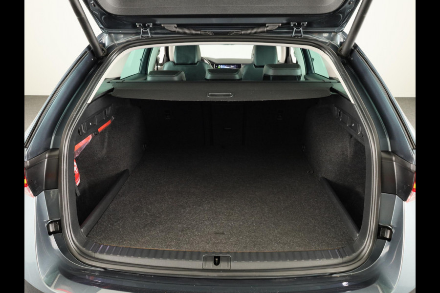 Škoda Octavia Combi 1.4 TSI iV PHEV Business Edition Plus 204pk | Navigatie | Head up Display | ELektrisch verstelbare stoelen met geheugen | Parkeercamera