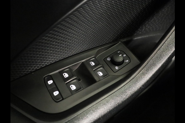 Škoda Octavia Combi 1.4 TSI iV PHEV Business Edition Plus 204pk | Navigatie | Head up Display | ELektrisch verstelbare stoelen met geheugen | Parkeercamera